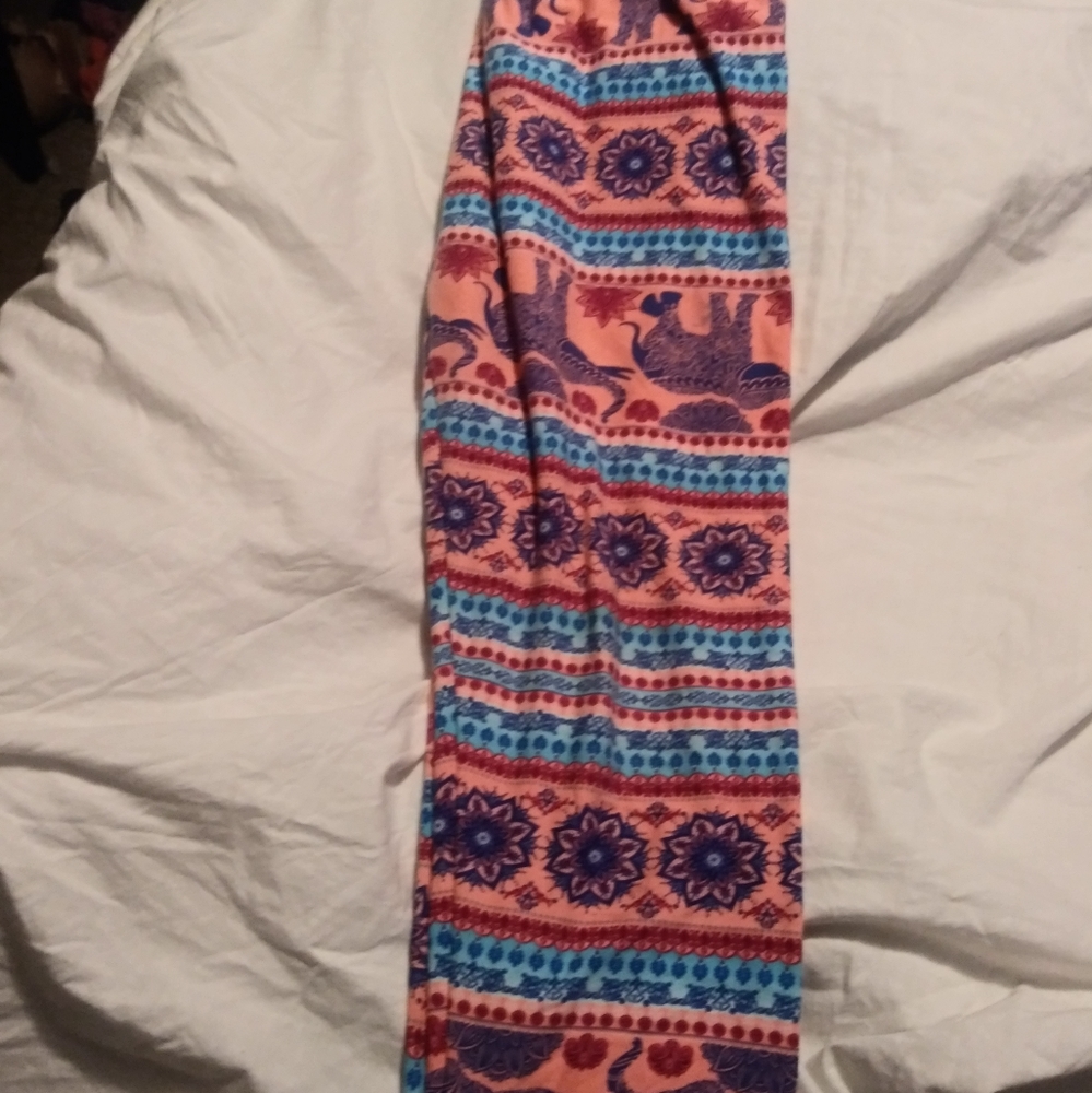 3 pairs of leggings - Picture 2 of 5